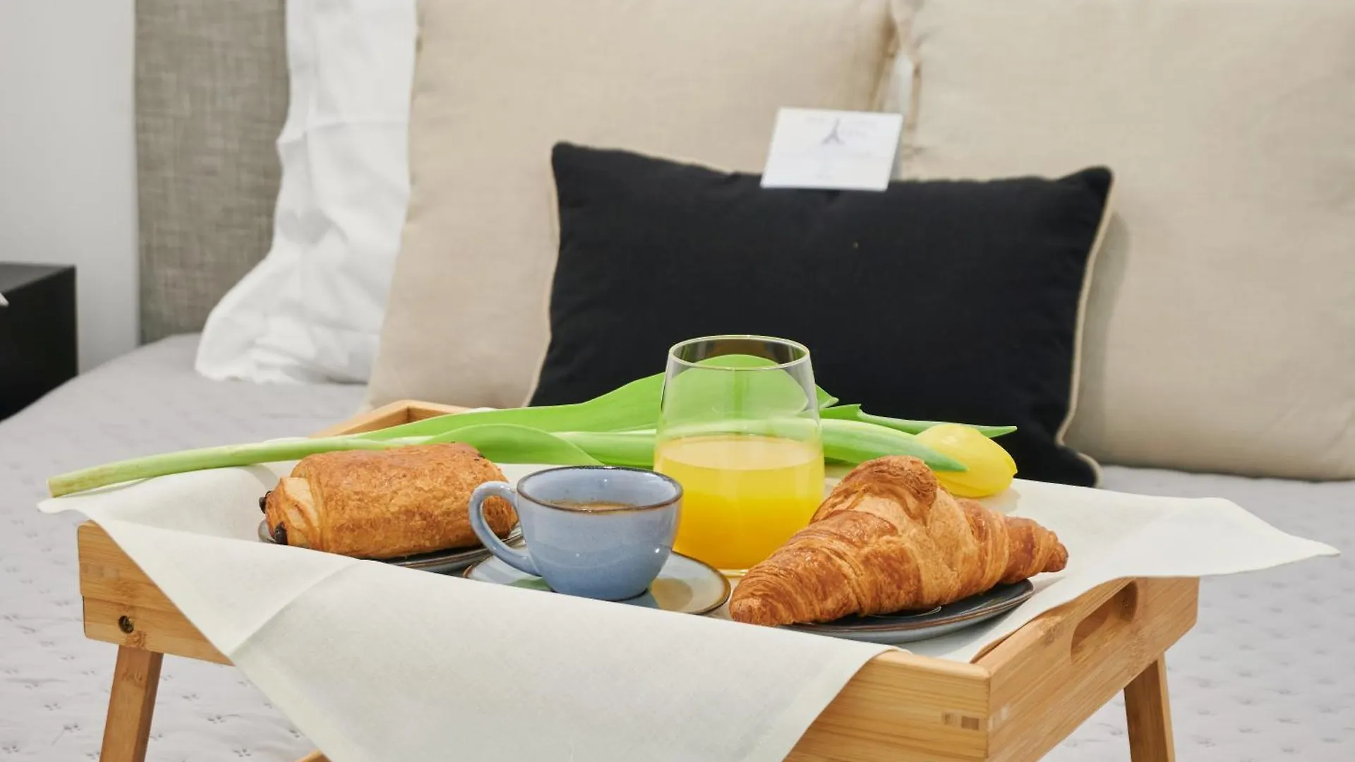 Cozy & Family - Family 2Br Retreat - Paris 14 Eme - Netflix & Treats Apartment
